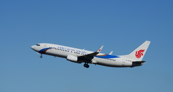 大连航空全力以赴保障高校学生离校返乡552603_ 大连航空全力以赴保障高校学生离校返乡