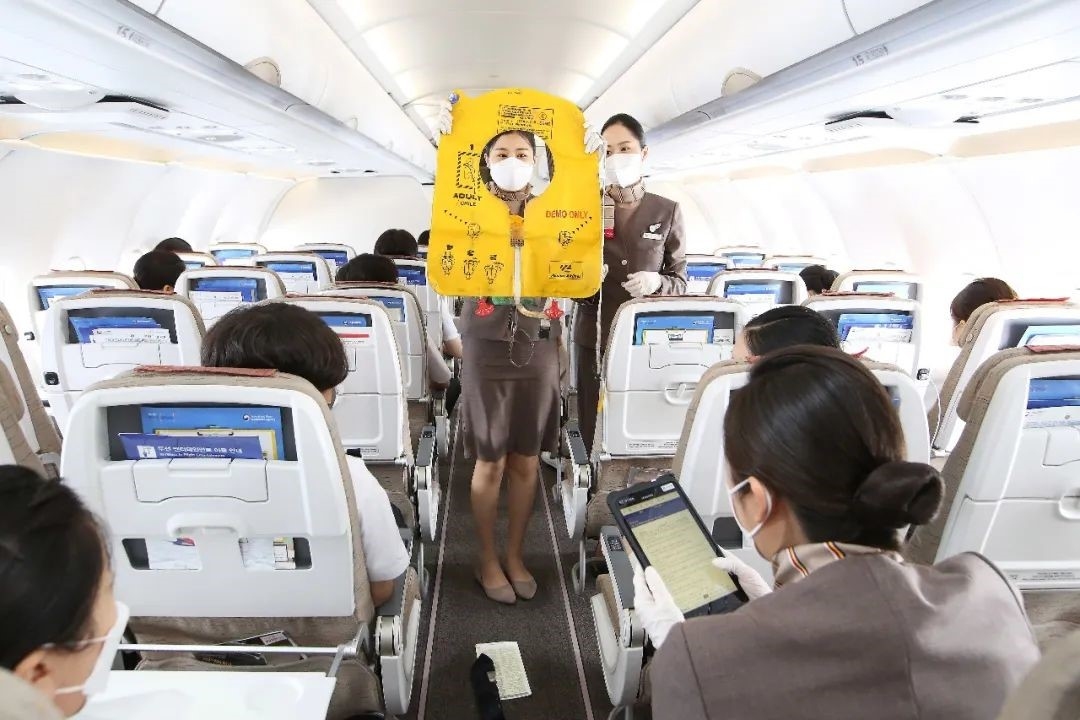 韩亚航空承载预备乘务员的梦想飞行