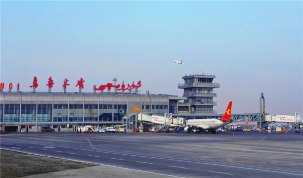 乌鲁木齐机场“十一”累计运送旅客43.7万人次