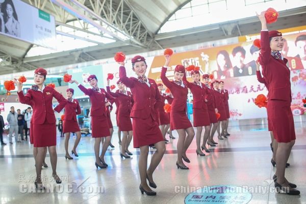 山航鲁雁庆元宵　八方来客齐欢乐