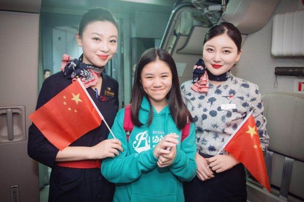 东航10架客机空机赴巴厘岛协助2400旅客回国