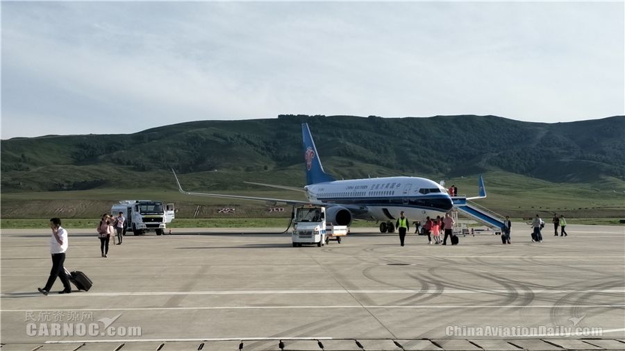 乌鲁木齐—伊宁—喀纳斯—乌鲁木齐旅游环线恢复